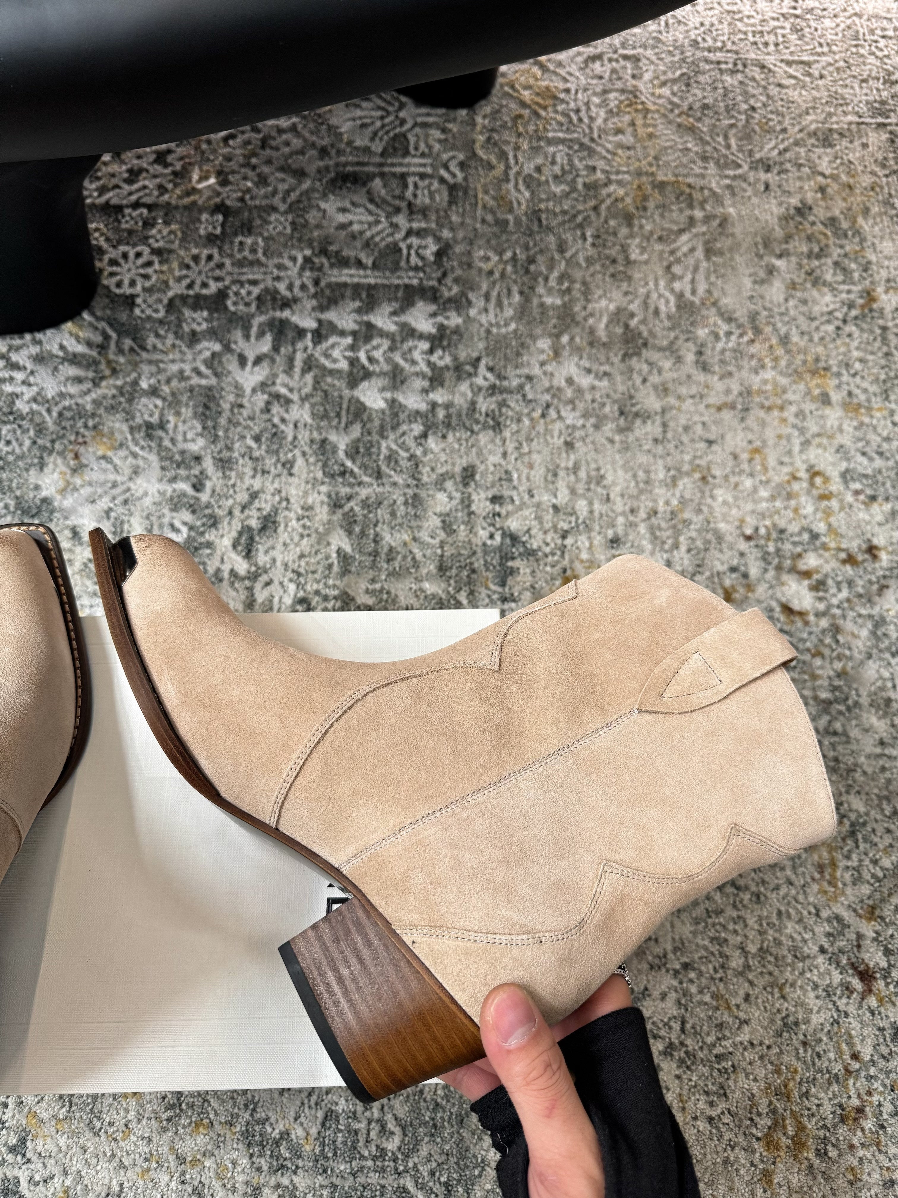 CELINE 26S ANKLE BOOTS 55 MM IN BEIGE SUEDE