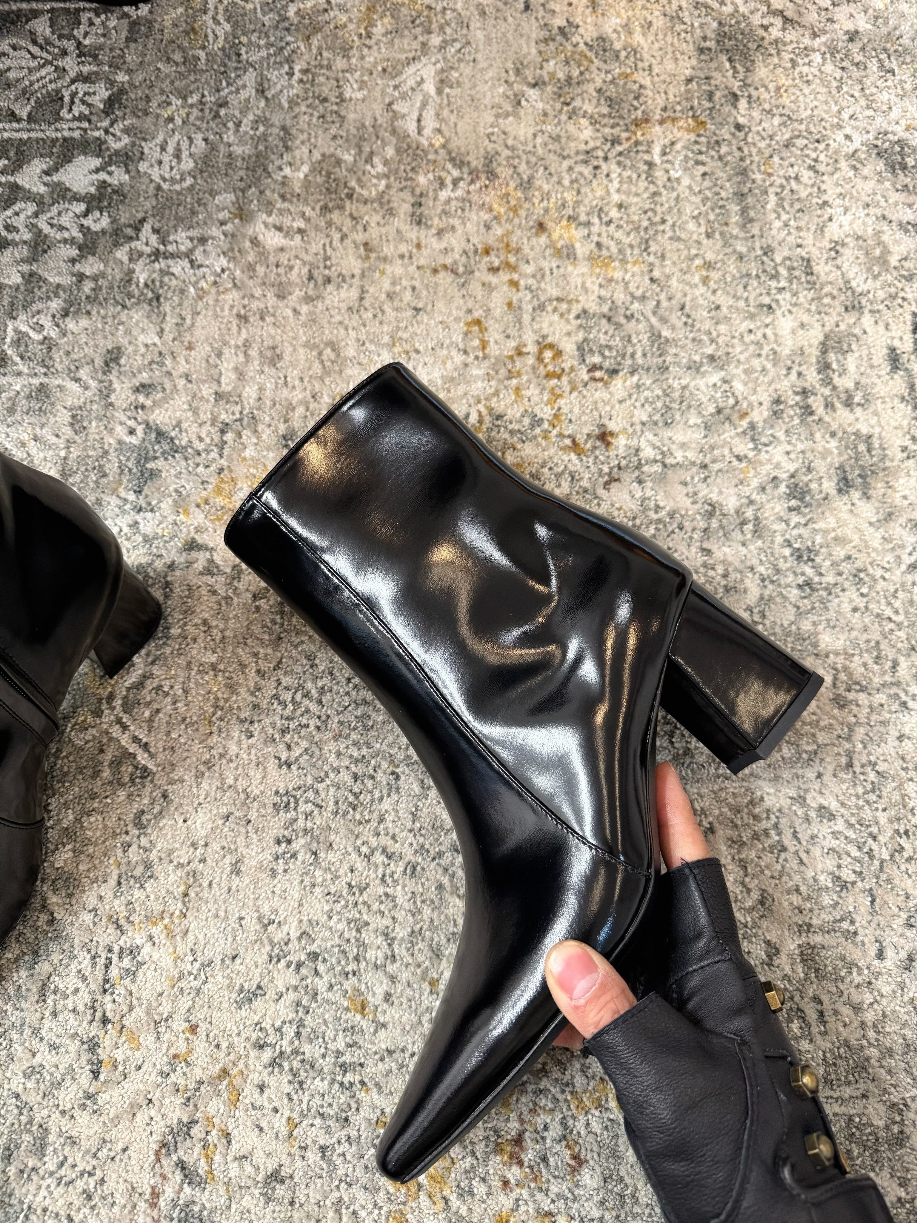 YSL 26S ANKLE BOOTS 70 MM IN BLACK SHINY CALFSKIN