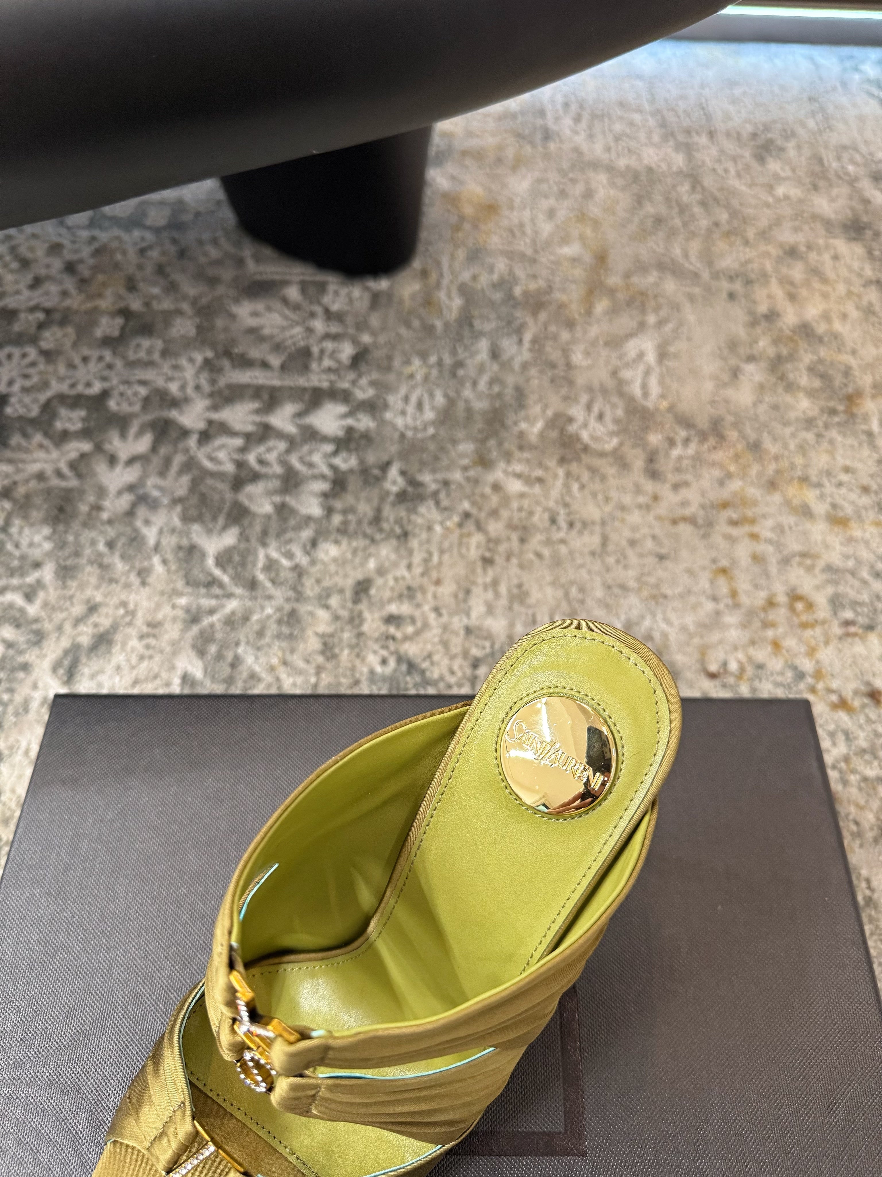 YSL 26S HEELED SANDALS 100 MM IN OLIVE GREEN FABRIC