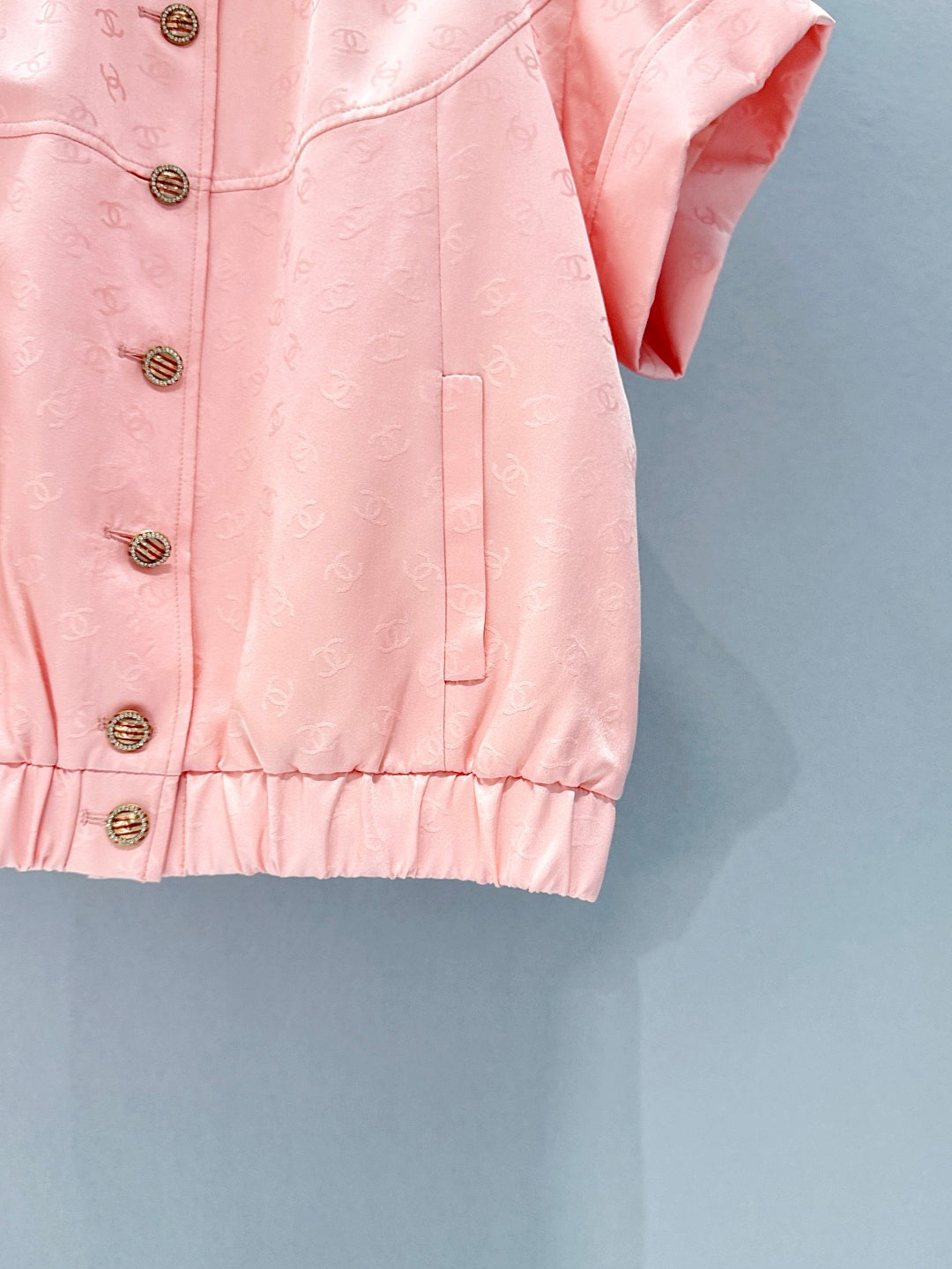 CHANEL 26S SHORT-SLEEVE JACKET 892