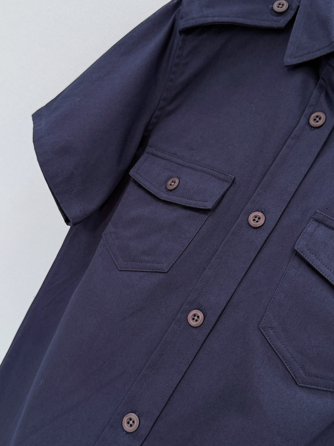 PRADA 26S SHORT-SLEEVE SHIRT STYLE 883