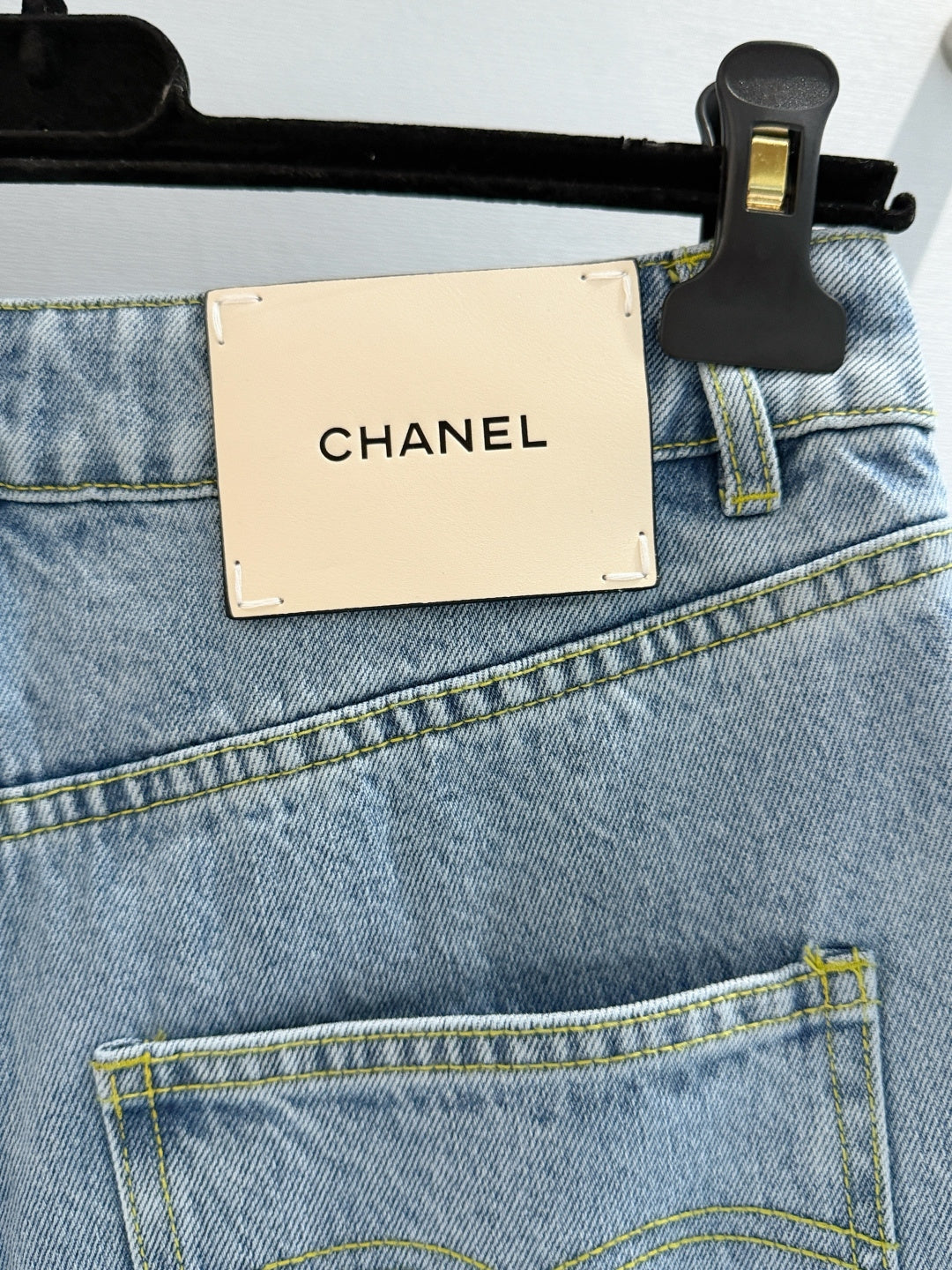 CHANEL 26S LIGHT BLUE JEANS 1437