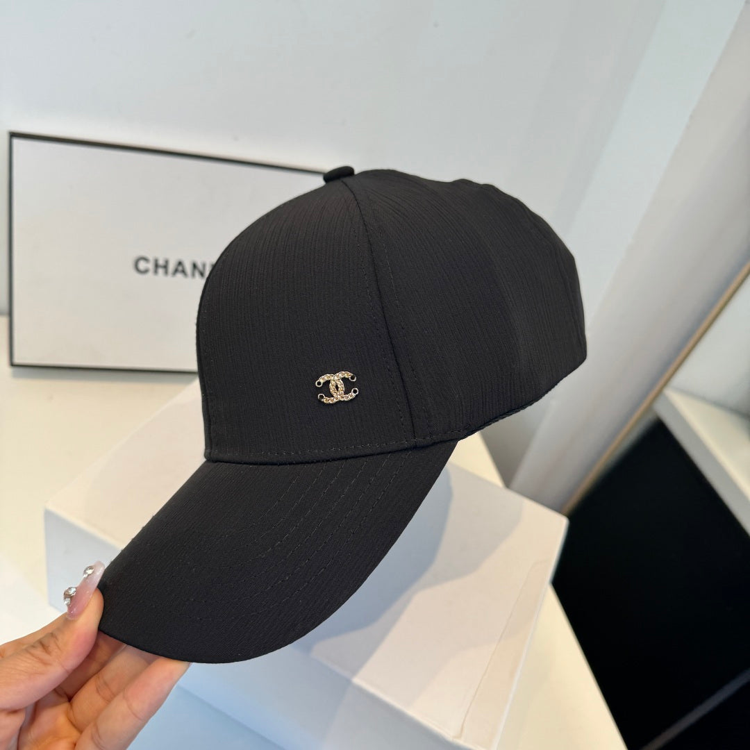 CHANEL 26S BASEBALL CAP 337984