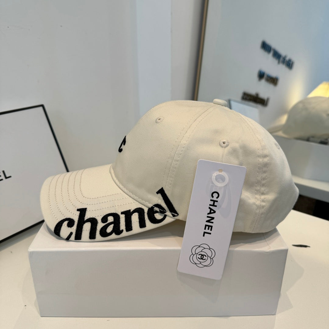 CHANEL 26S BASEBALL CAP 337977