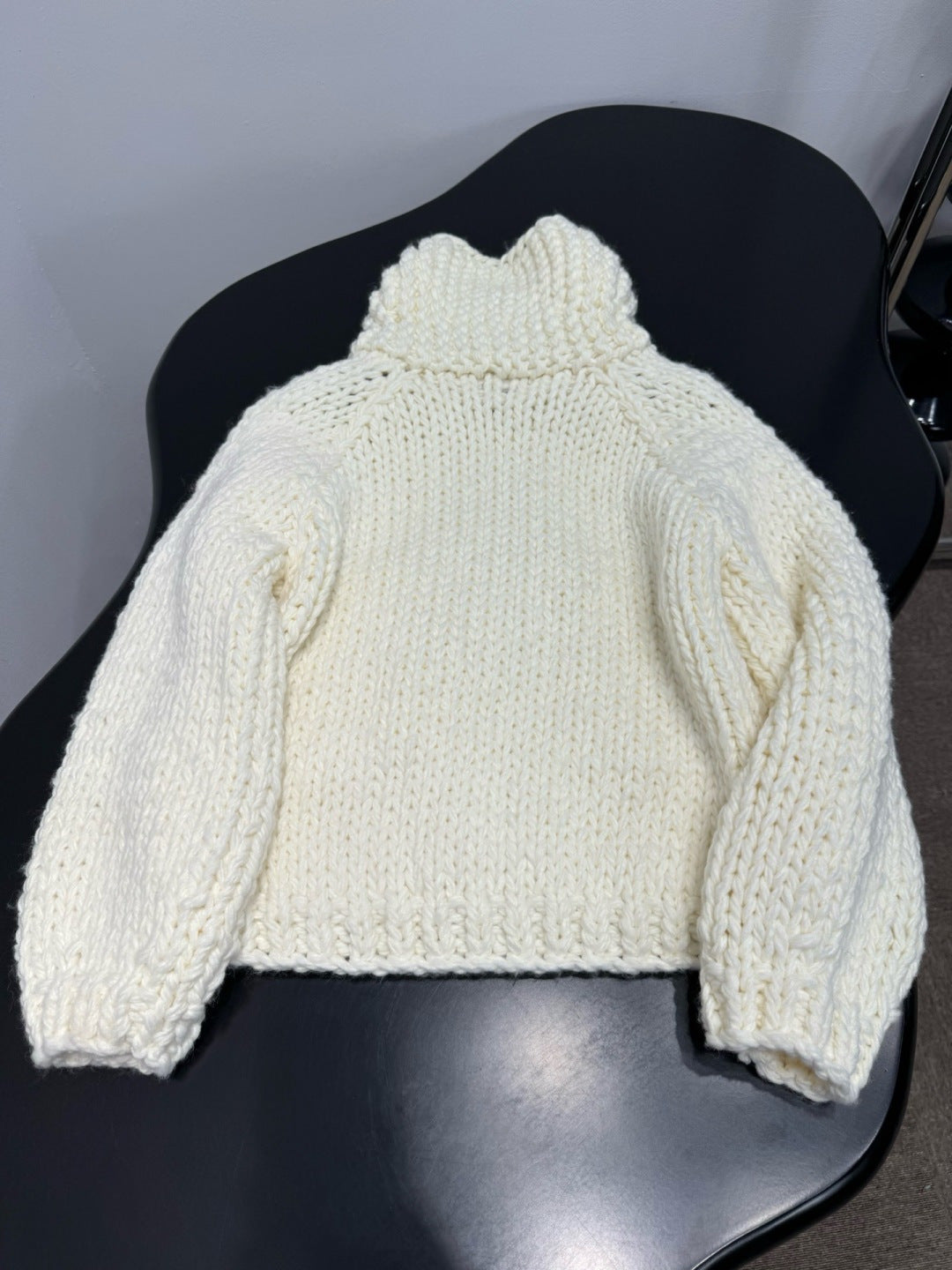 CHANEL 26S CARDIGAN 904