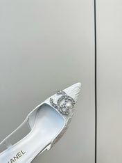 CC SLINGBACK 25S IN WHITE LACE FABRIC WITH SILVER HARDWARE