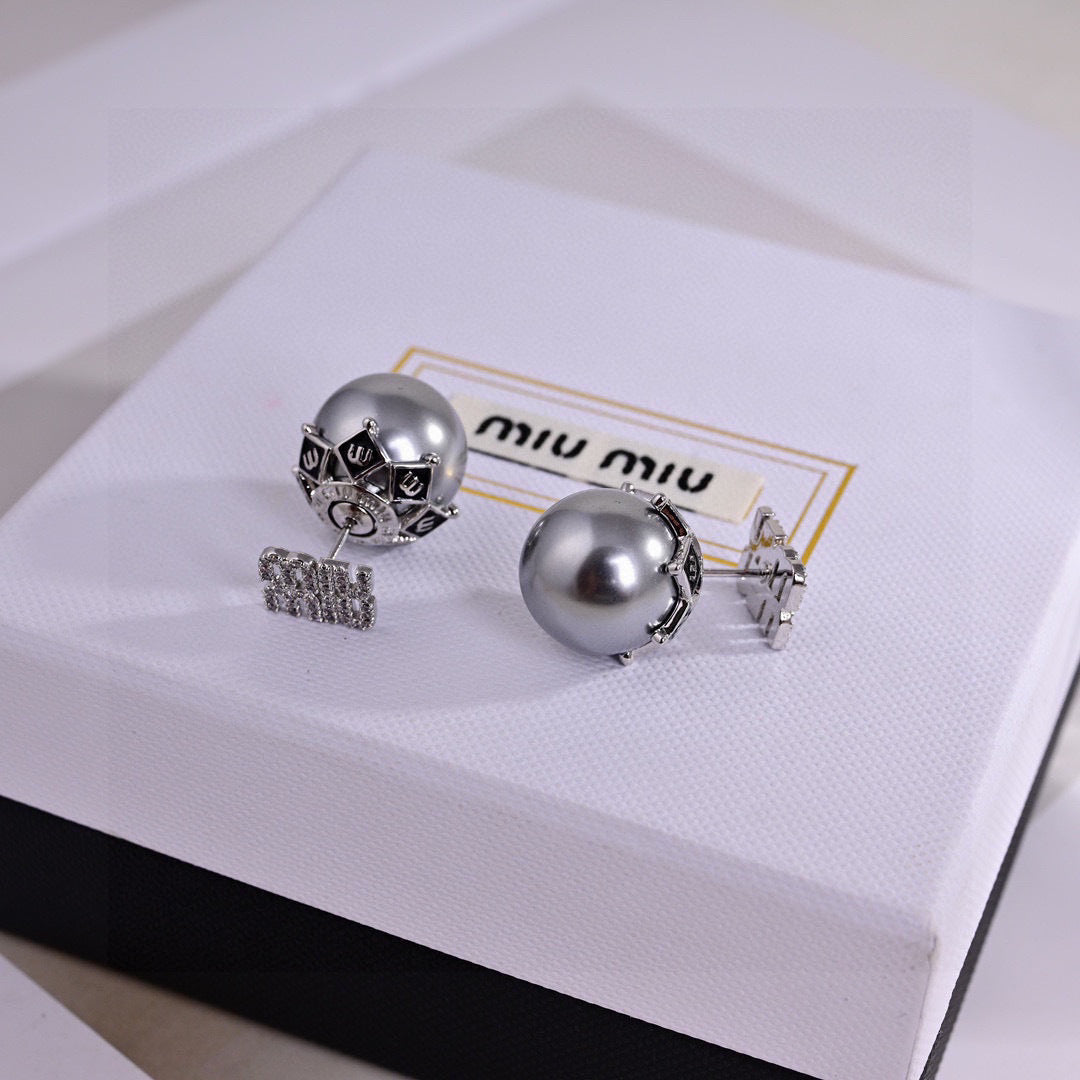MIUMIU 26S CRYSTAL LOGO PEARL BACK STUD EARRINGS IN SILVER TONE METAL 612742