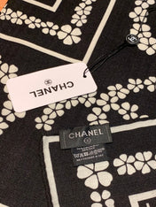CHANEL 25S SCARF 135 CM IN CASHMERE SILK 943686