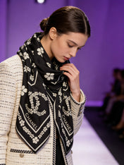 CHANEL 25S SCARF 135 CM IN CASHMERE SILK 943686
