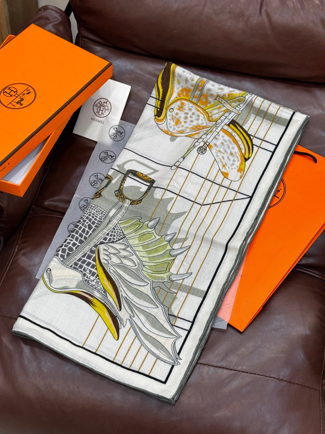 HERMES 25S SCARF 140 IN SILK CASHMERE 989483