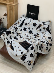 CHANEL 26S SCARF 140 IN CASHMERE AND SILK 303154