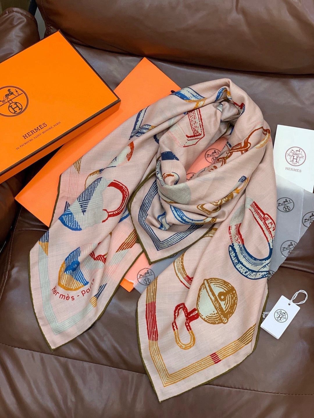 HERMES 26S SCARF 140 IN CASHMERE AND SILK 303158