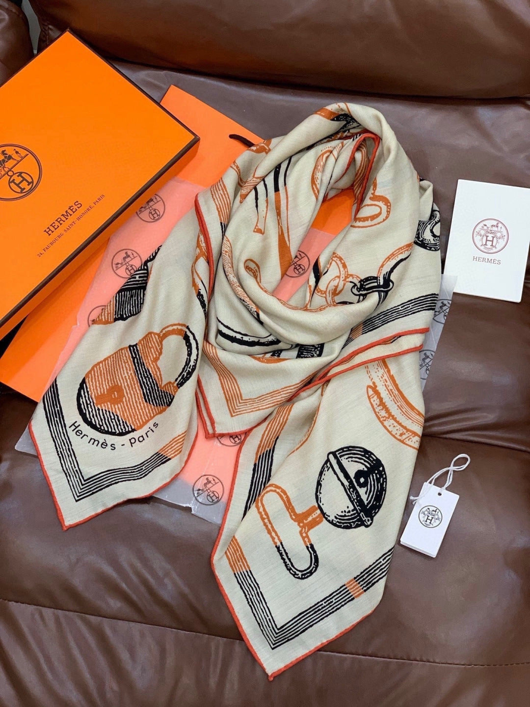 HERMES 26S SCARF 140 IN CASHMERE AND SILK 303159