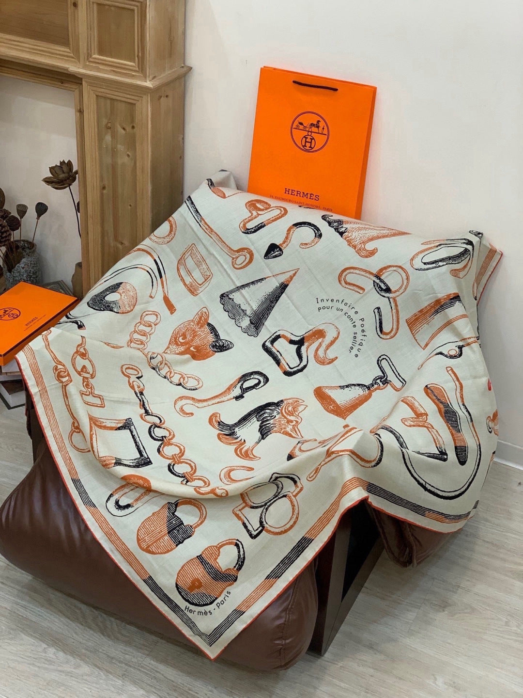 HERMES 26S SCARF 140 IN CASHMERE AND SILK 303159