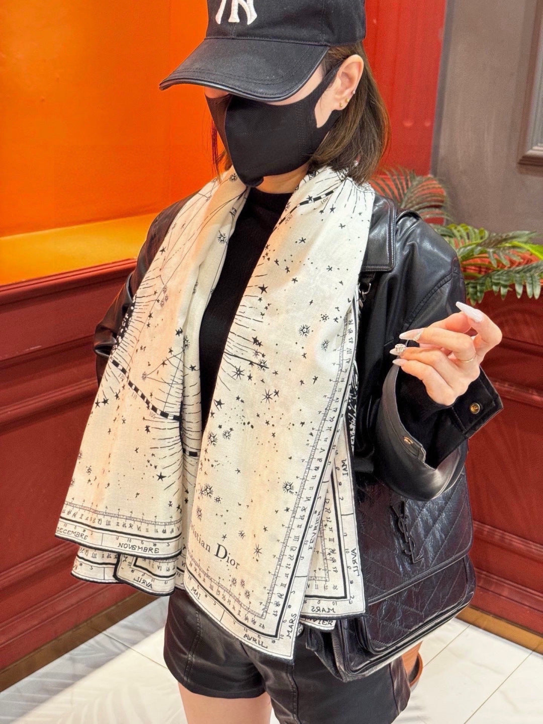DIOR 26S SCARF 140CM IN CASHMERE SILK 304689