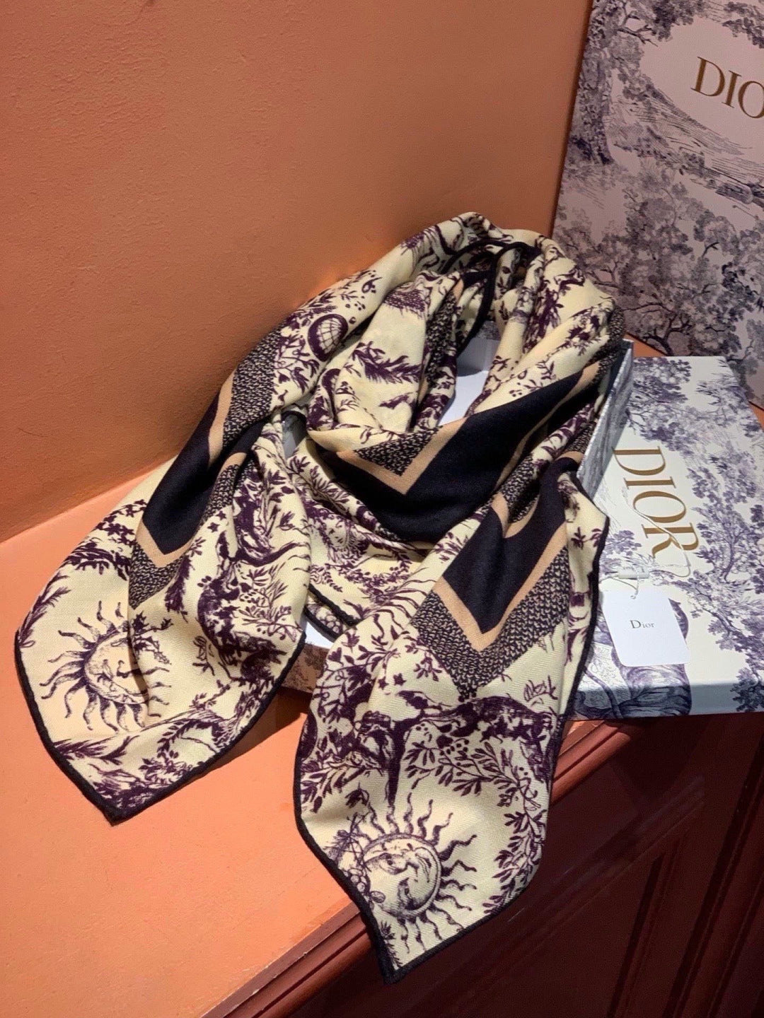 DIOR 26S SCARF 135CM IN CASHMERE SILK 304709