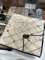 CHANEL 26S SCARF 140 IN CASHMERE AND SILK 304715