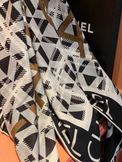 CHANEL 26S SCARF 135 IN CASHMERE AND SILK 309900