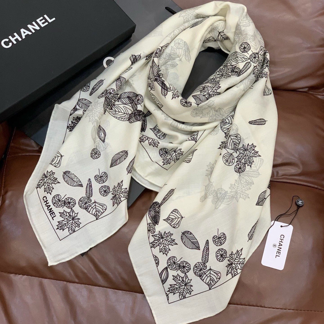 CHANEL 26S SCARF 135 IN SILK AND CASHMERE 313313