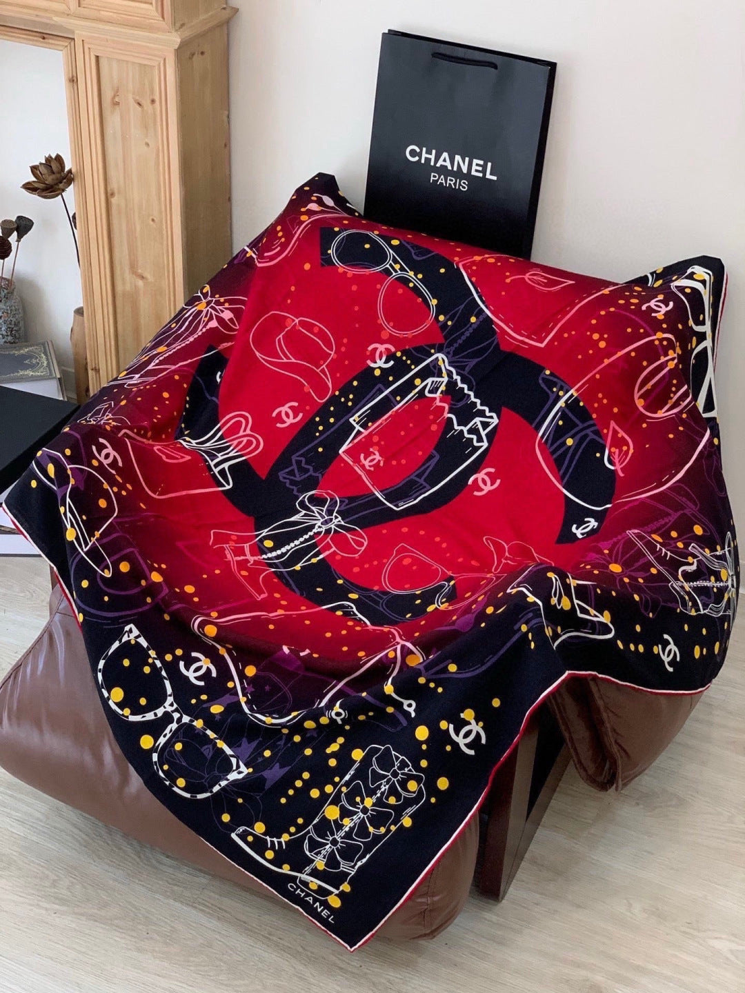CHANEL 26S SCARF 135 IN SILK AND CASHMERE 313315