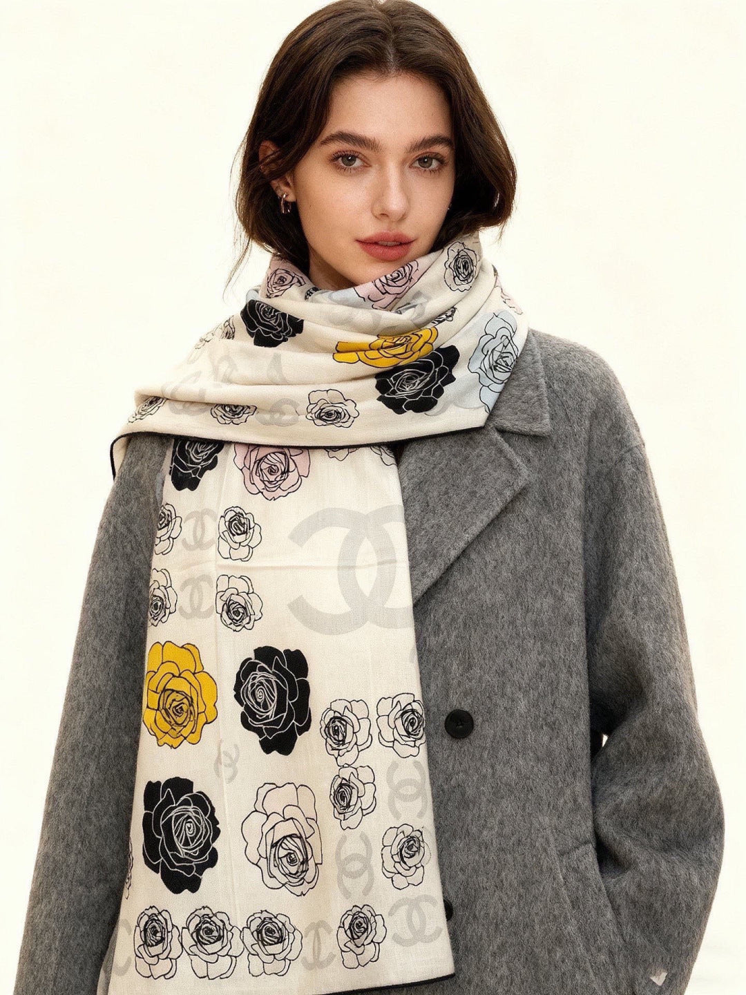 CHANEL 26S SCARF 140 IN SILK AND CASHMERE 313317