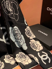 CHANEL 26S SCARF 140 IN SILK AND CASHMERE 313319