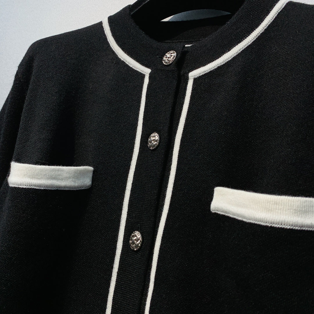 CHANEL 26S CARDIGAN JACKET 672