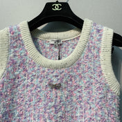 CHANEL 26S SLEEVELESS SWEATER 828