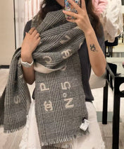 CHANEL 25S SCARF 194 CM IN CASHMERE 942900