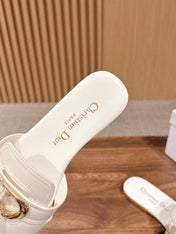 DIOR 26S WIDE STRAP SLIDE SANDALS IN WHITE CALFSKIN PEARL GOLD BUCKLE