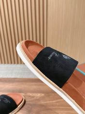 LP 26S SLIDES SANDAL IN BLACK SUEDE WITH LOGO