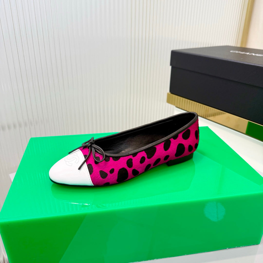 CHANEL 26S FLAT SHOES IN DARK PINK AND BLACK LEOPARD PRINT PONY HAIR