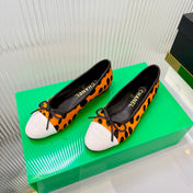CHANEL 26S FLAT SHOES IN LIGHT ORANGE AND BLACK LEOPARD PRINT PONY HAIR