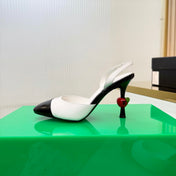 CHANEL 26S SLINGBACK POINTED-TOE HEELS 95 MM IN WHITE LAMBSKIN WITH BLACK CAP TOE