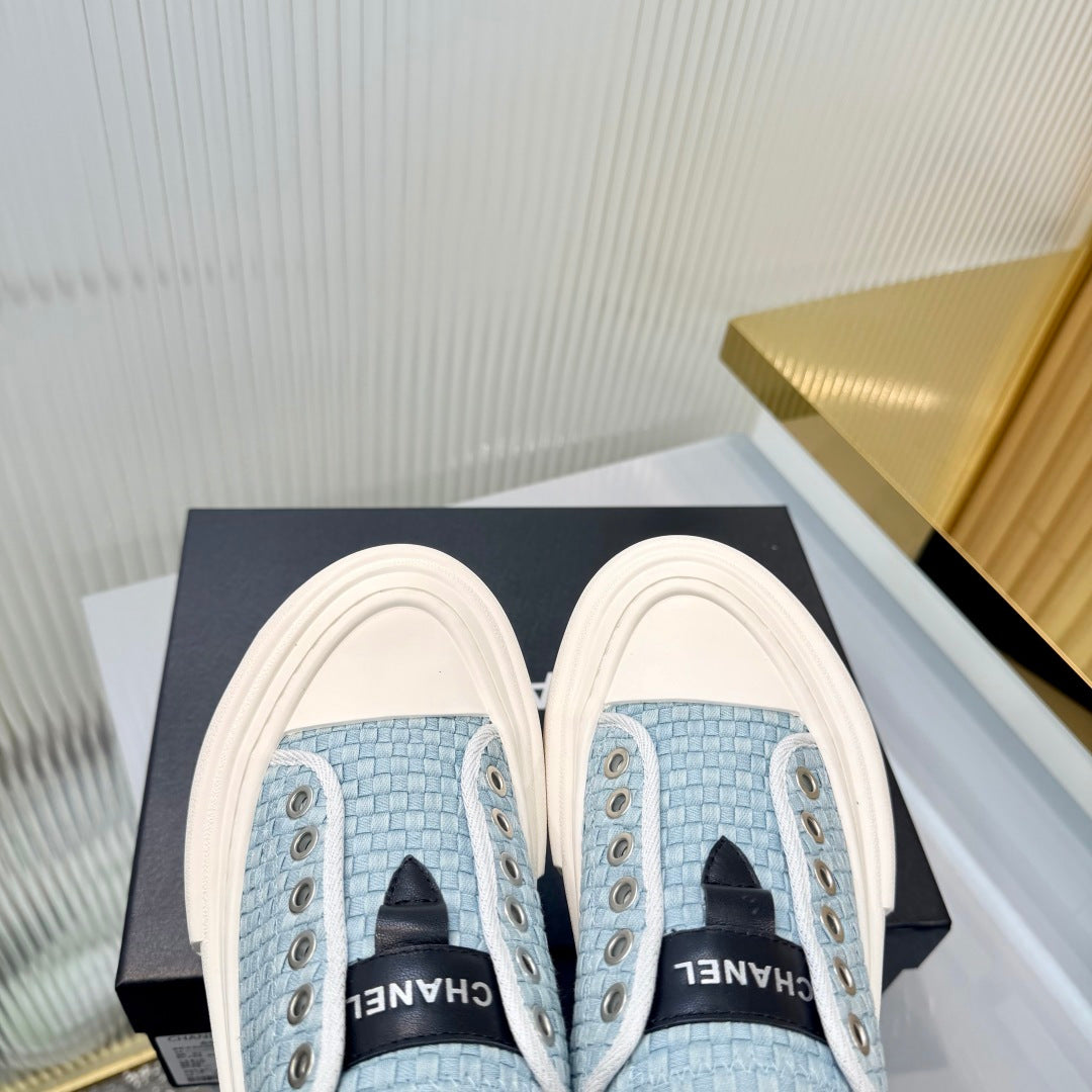 CHANEL 26S MULE SNEAKERS IN LIGHT BLUE WOVEN FABRIC STYLE 3