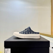 CHANEL 26S MULE SNEAKERS IN NAVY BLUE DIAMOND-PATTERNED WOVEN DENIM FABRIC STYLE 2