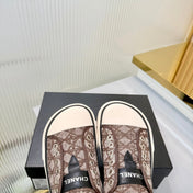 CHANEL 26S MULE SNEAKERS IN BROWN DIAMOND-PATTERNED WOVEN DENIM FABRIC