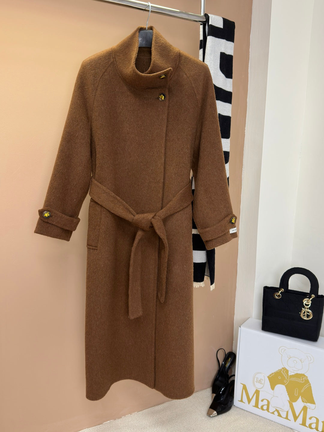 MAX MARA 25S TURTLENECK CASHMERE COAT 132