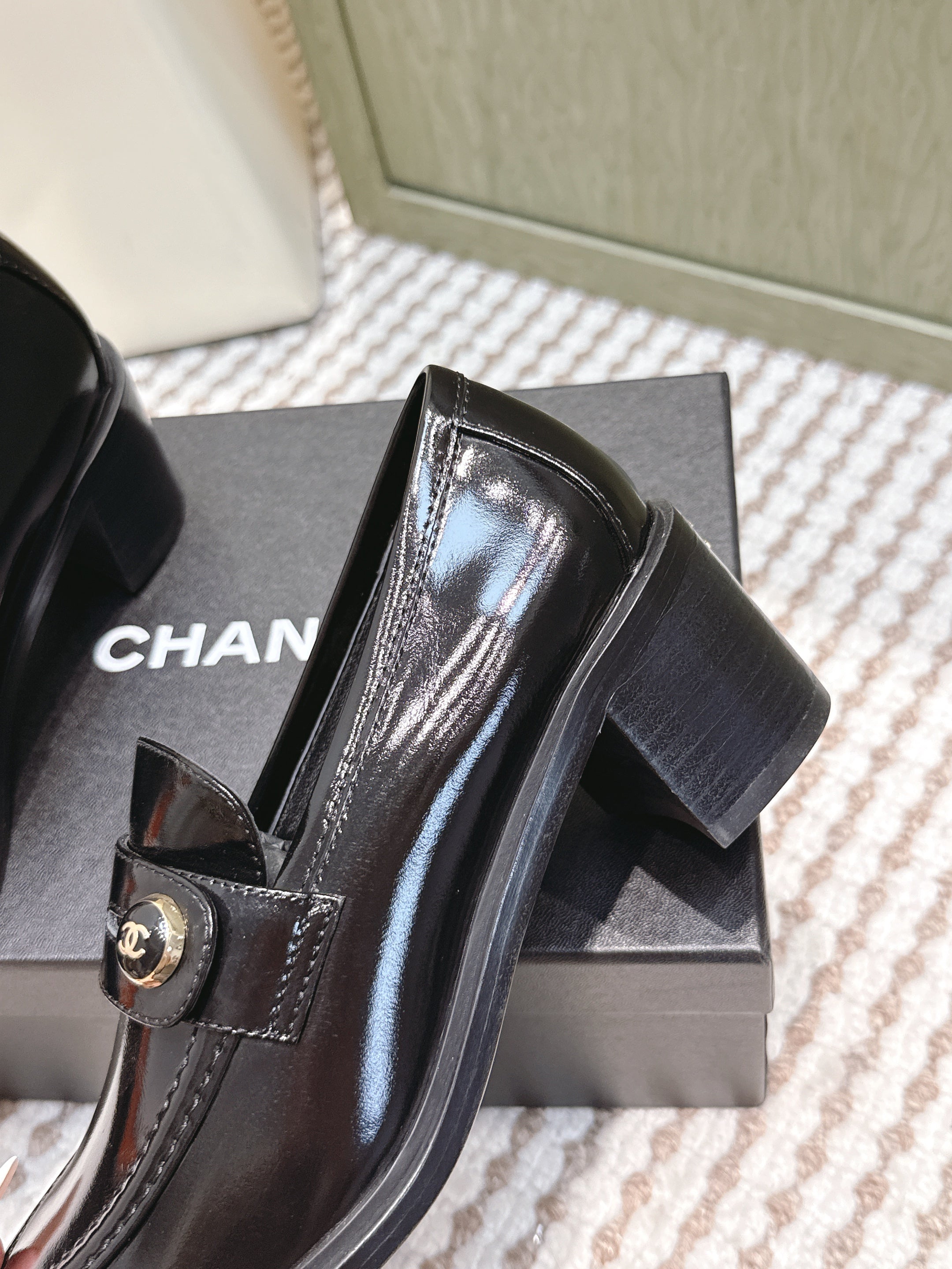 CHANEL 25S GODDESS MOCCASIN LOAFERS 65MM IN BLACK GLOSSY CALFSKIN GOLD HARDWARE