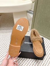 CHANEL 25S LOAFERS MOCCASIN IN BROWN SUEDE WITH MINK FUR LINING