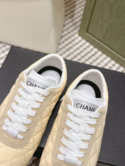 CHANEL 25S SNEAKERS IN LIGHT YELLOW CALFSKIN AND SUEDE
