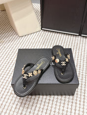 CHANEL 26S FLIP-FLOPS IN BLACK CALFSKIN
