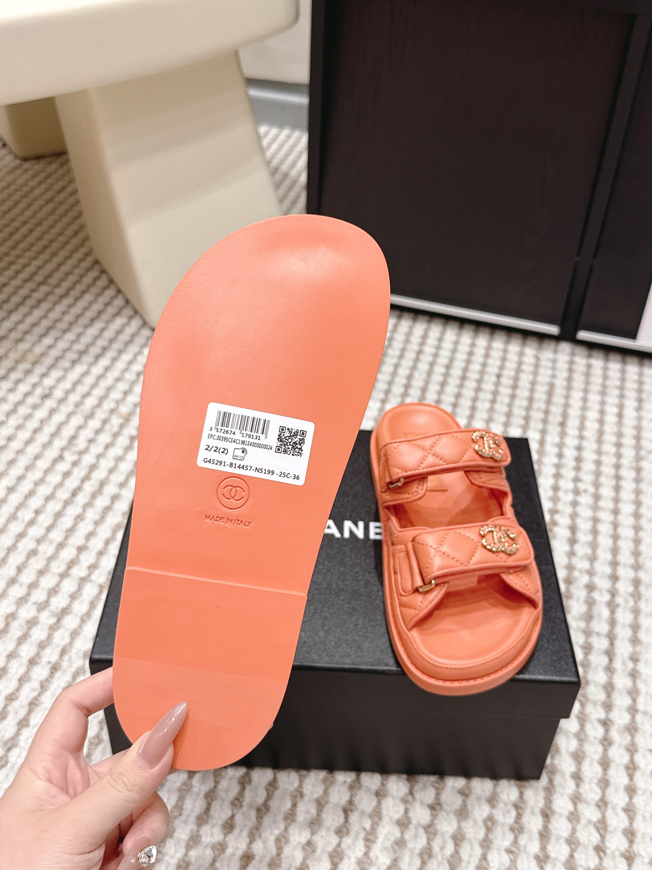 CHANEL 26S SANDALS IN ORANGE CALFSKIN