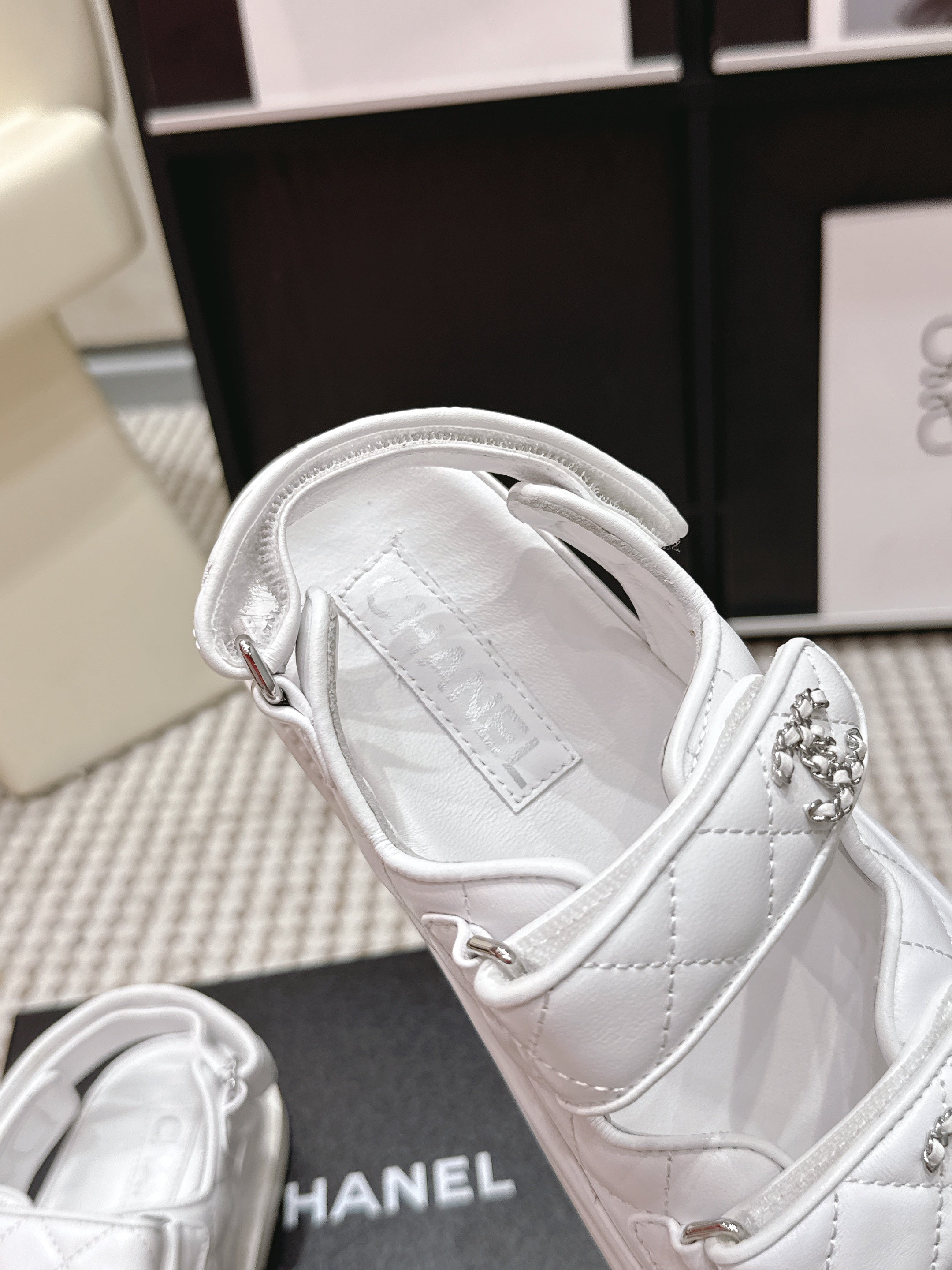 CHANEL 26S QUILTED DAD SANDALS IN WHITE CALFSKIN