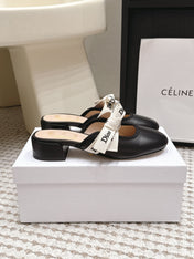 DIOR 26S CLOSED-TOE LOW-HEEL MULE IN BLACK CALFSKIN WITH BOW