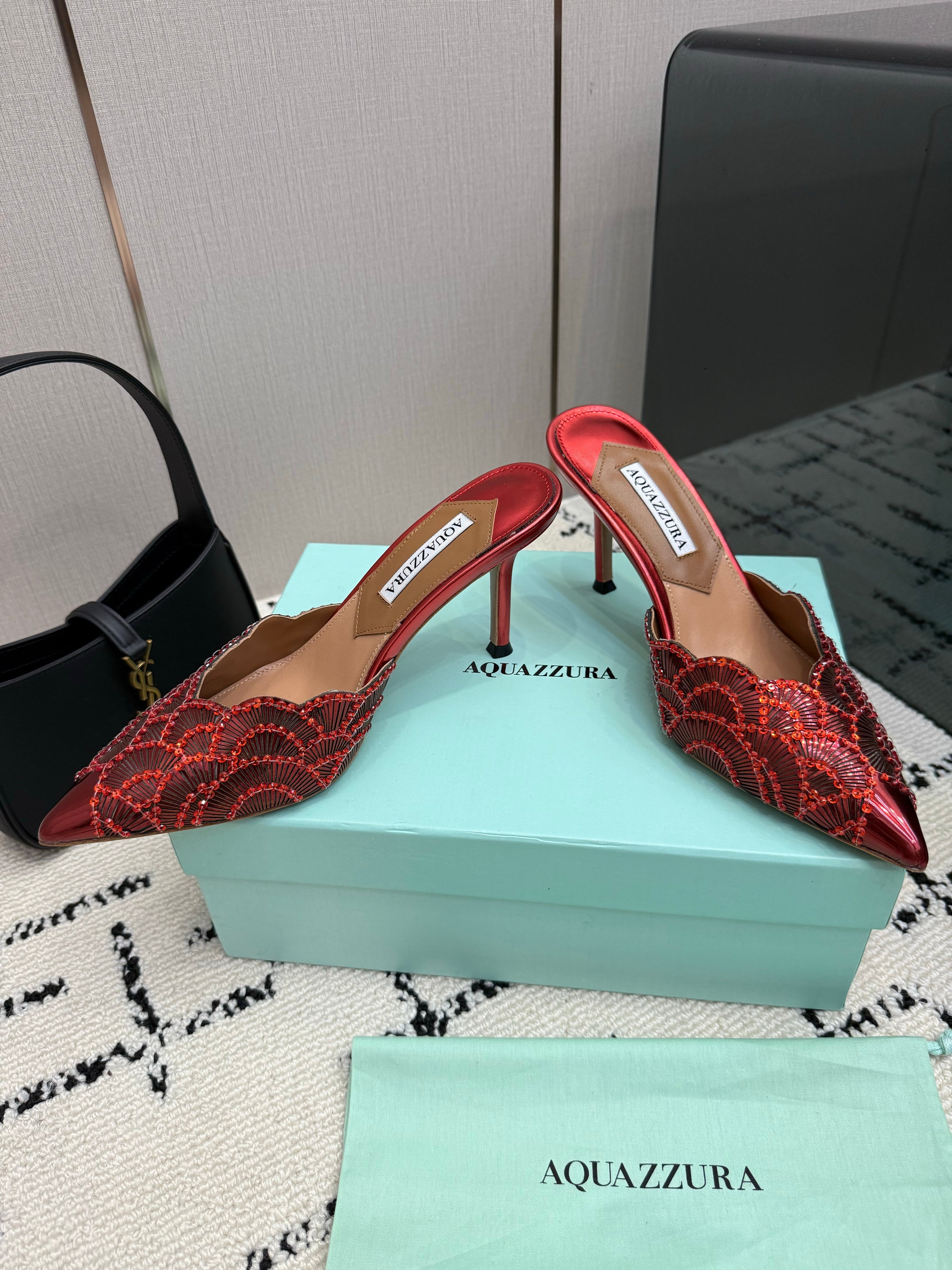 AQUAZZURA 26S HEEL MULES 85 MM IN METALLIC RED SEQUIN AND CALFSKIN