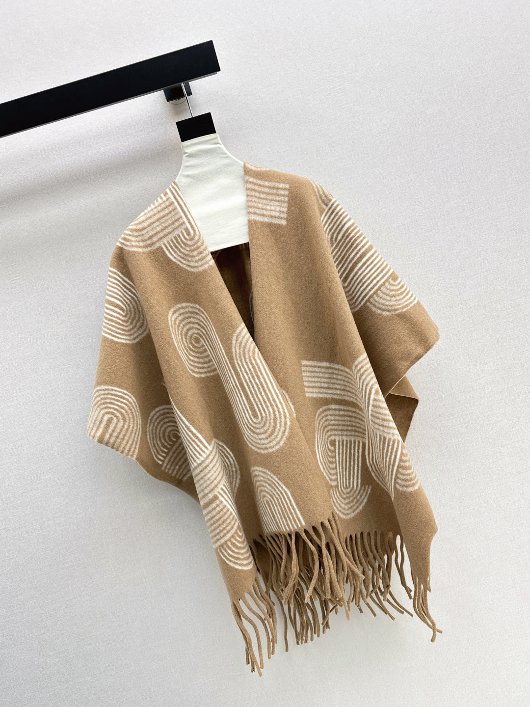 HERMES 25S JACQUARD CAPE COAT 321