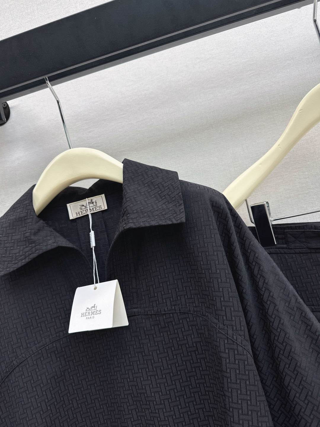 HERMES 26S SHIRT AND SKIRT SET 525
