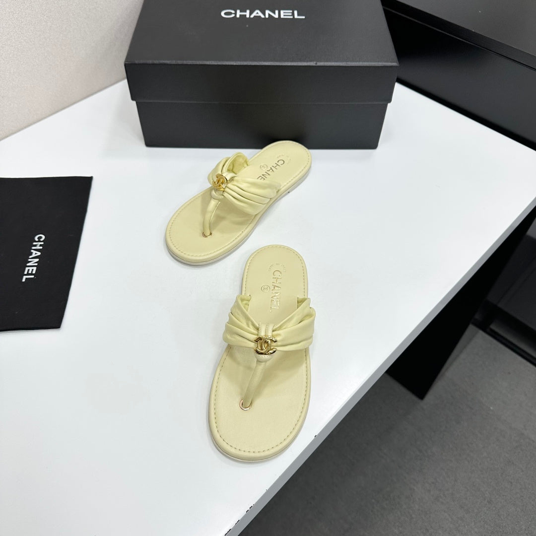 CHANEL 26S THONG SANDALS IN LIGHT YELLOW LAMBSKIN