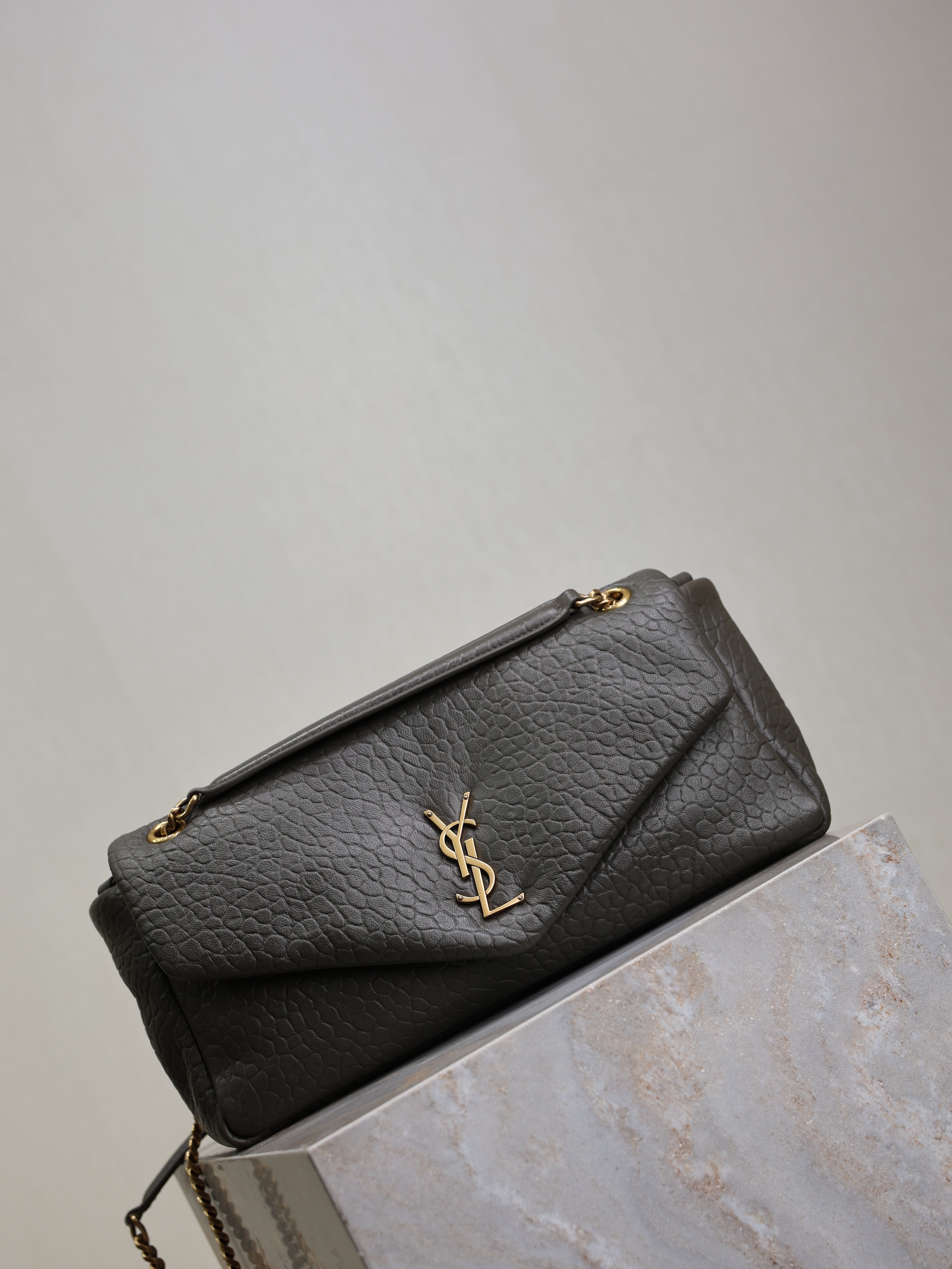 YSL 25S CALYPSO 30 IN DARK OLIVE GRAINED CALFSKIN GOLD HARDWRE